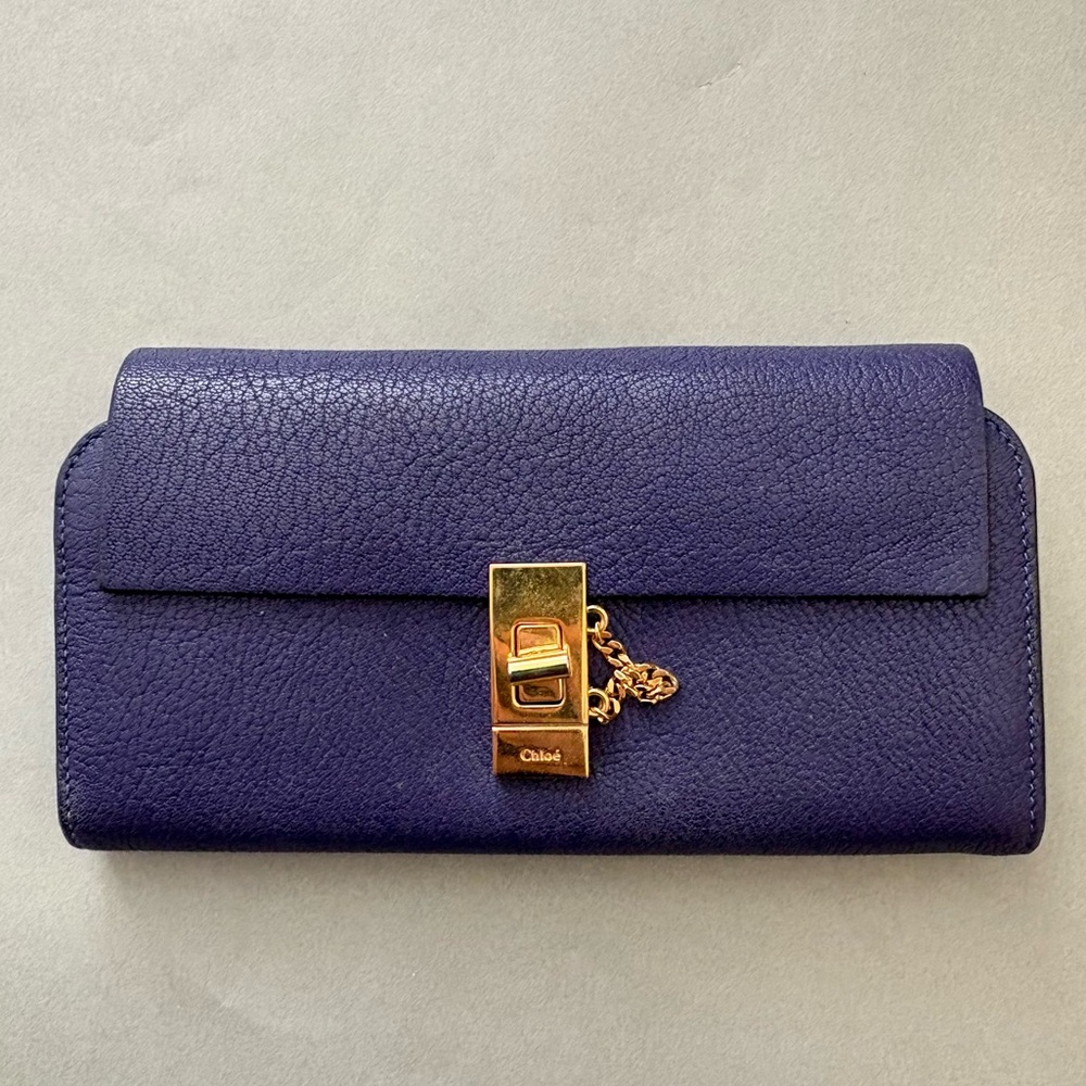 Chloé Drew Leather Continental Wallet – Purple with Gold Hardware